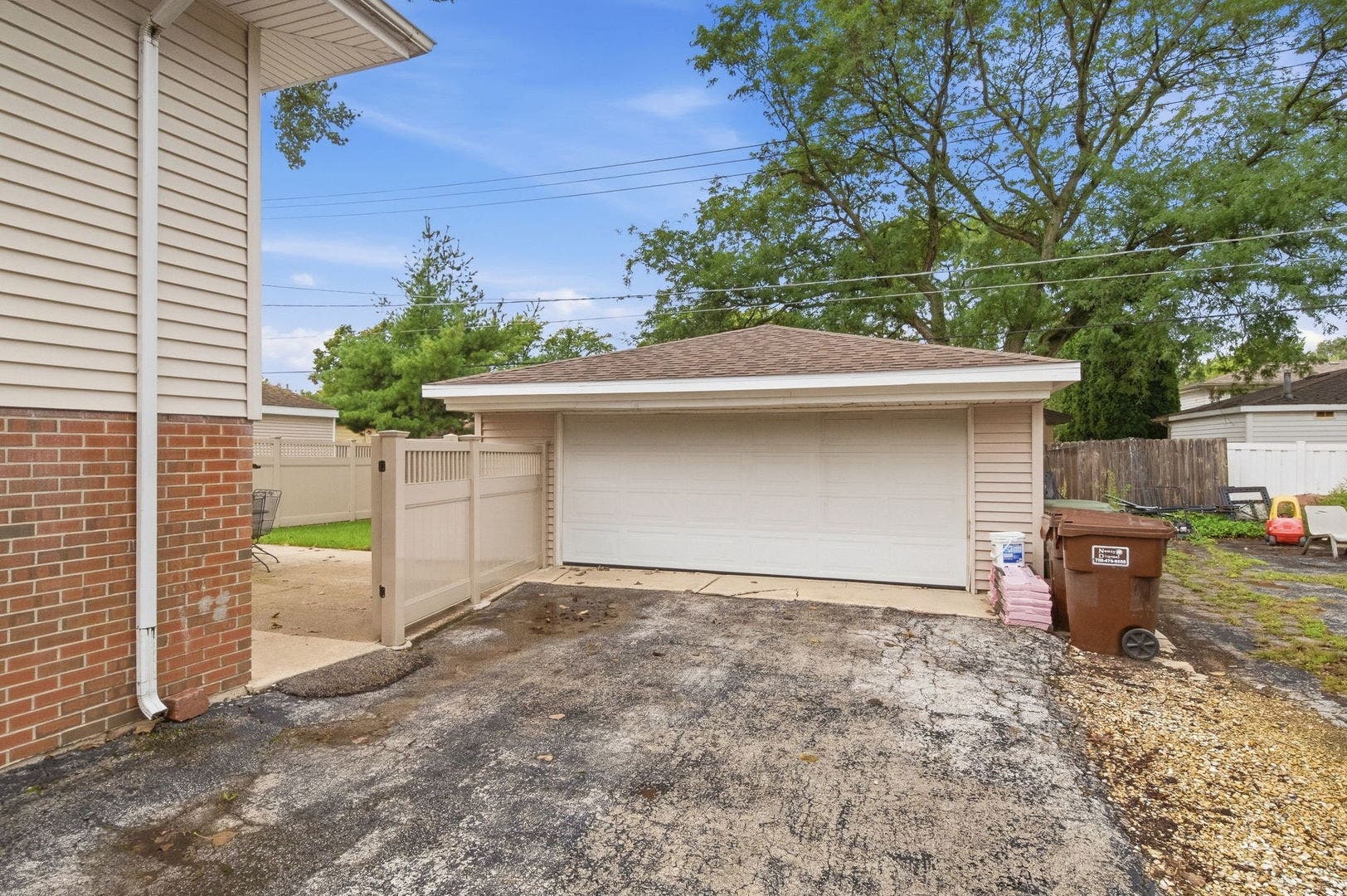 17736 S Ridgeland Avenue, Tinley Park, IL 60477 17736 S Ridgeland Avenue, Tinley Park, IL 60477