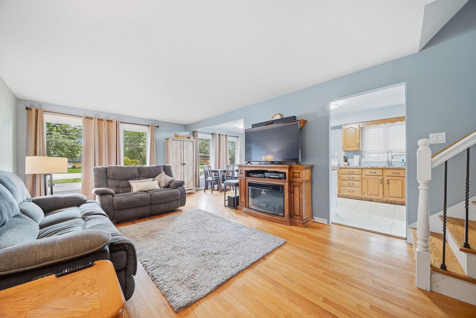 17736 S Ridgeland Avenue, Tinley Park, IL 60477 17736 S Ridgeland Avenue, Tinley Park, IL 60477