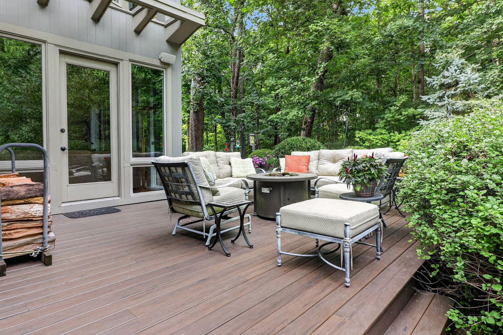 5311 Lee Avenue, Downers Grove, IL 60515