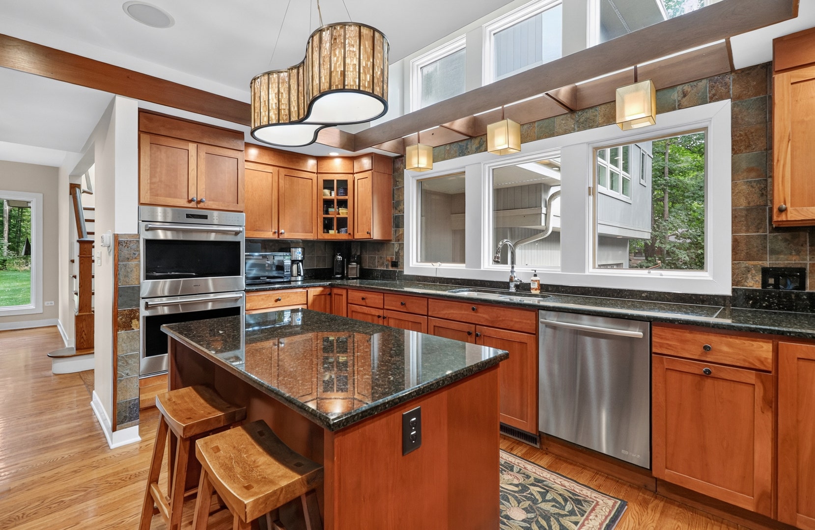 5311 Lee Avenue, Downers Grove, IL 60515