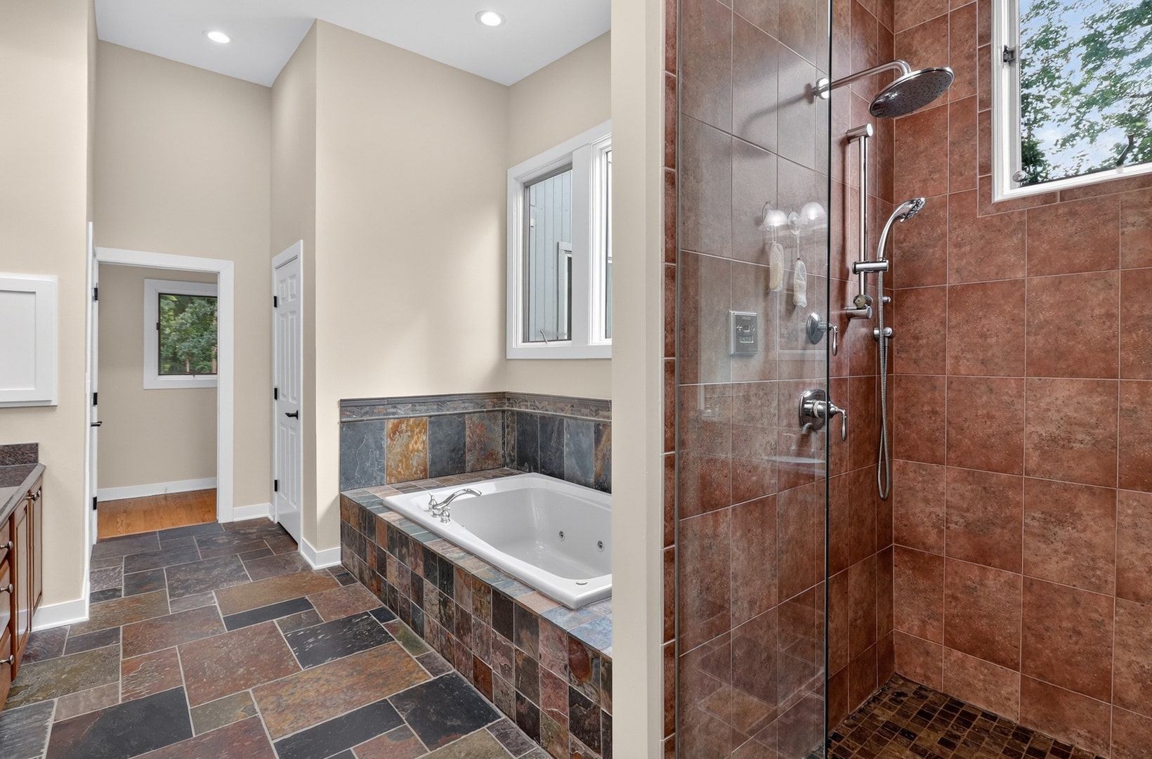 5311 Lee Avenue, Downers Grove, IL 60515