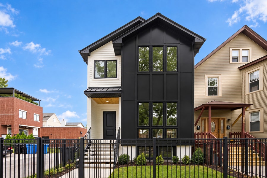Property photo for 1914 N Rockwell Street, Chicago, IL