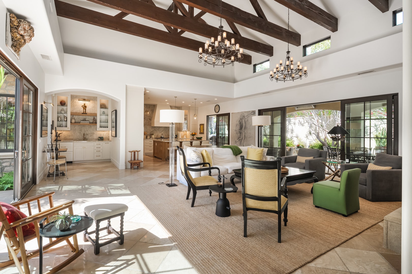 1040 Crest Drive, Encinitas, CA 92024