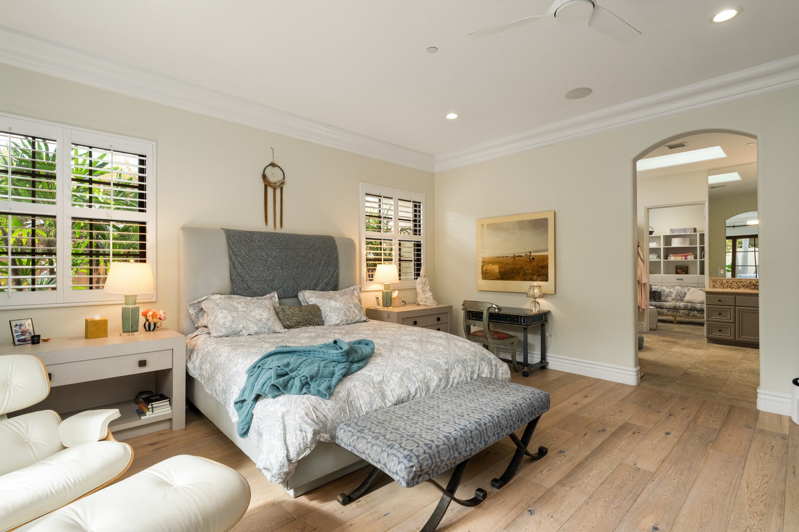 1040 Crest Drive, Encinitas, CA 92024