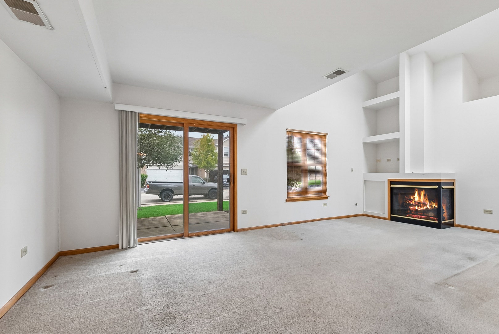 18260 Kirby Drive, Tinley Park, IL 60487 18260 Kirby Drive, Tinley Park, IL 60487
