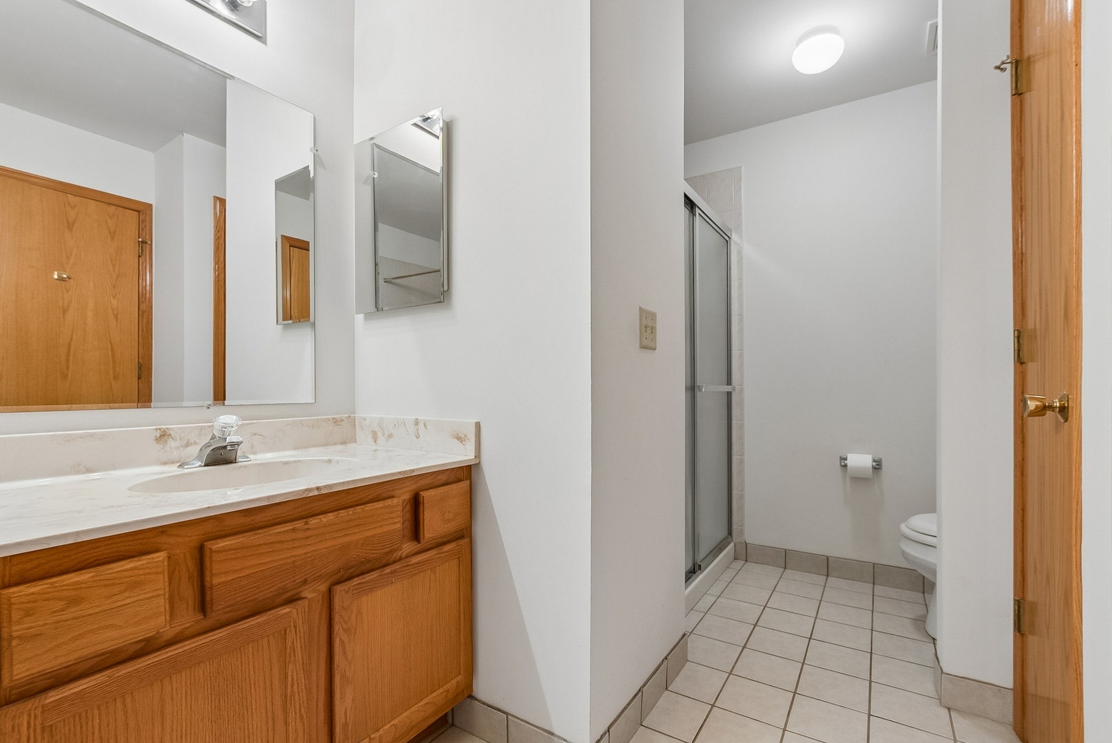 18260 Kirby Drive, Tinley Park, IL 60487 18260 Kirby Drive, Tinley Park, IL 60487