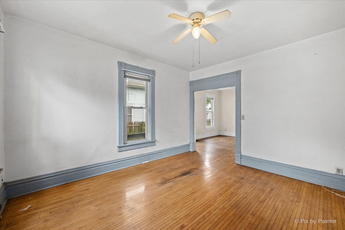 679 Villa Street, Elgin, IL 60120 679 Villa Street, Elgin, IL 60120