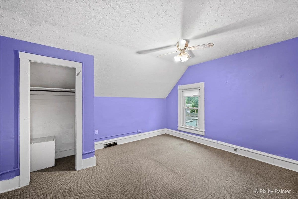 679 Villa Street, Elgin, IL 60120 679 Villa Street, Elgin, IL 60120