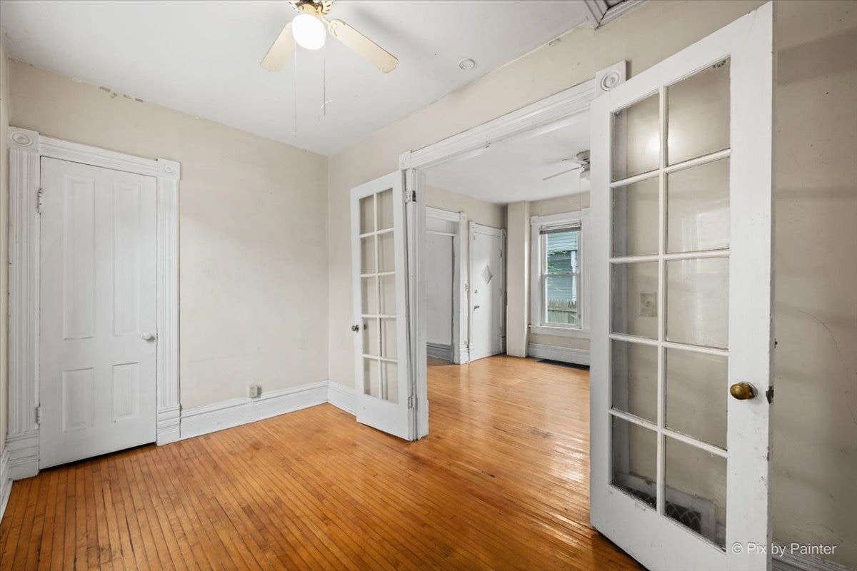 679 Villa Street, Elgin, IL 60120 679 Villa Street, Elgin, IL 60120