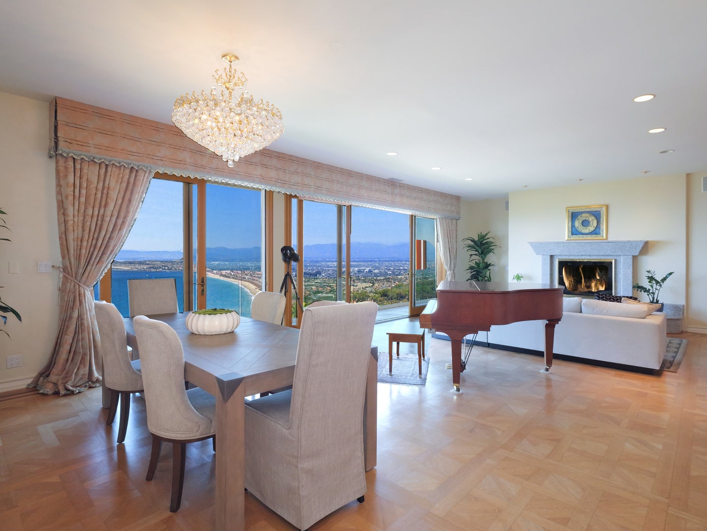 1905 Paseo Del Sol, Palos Verdes Estates, CA 90274 1905 Paseo Del Sol, Palos Verdes Estates, CA 90274