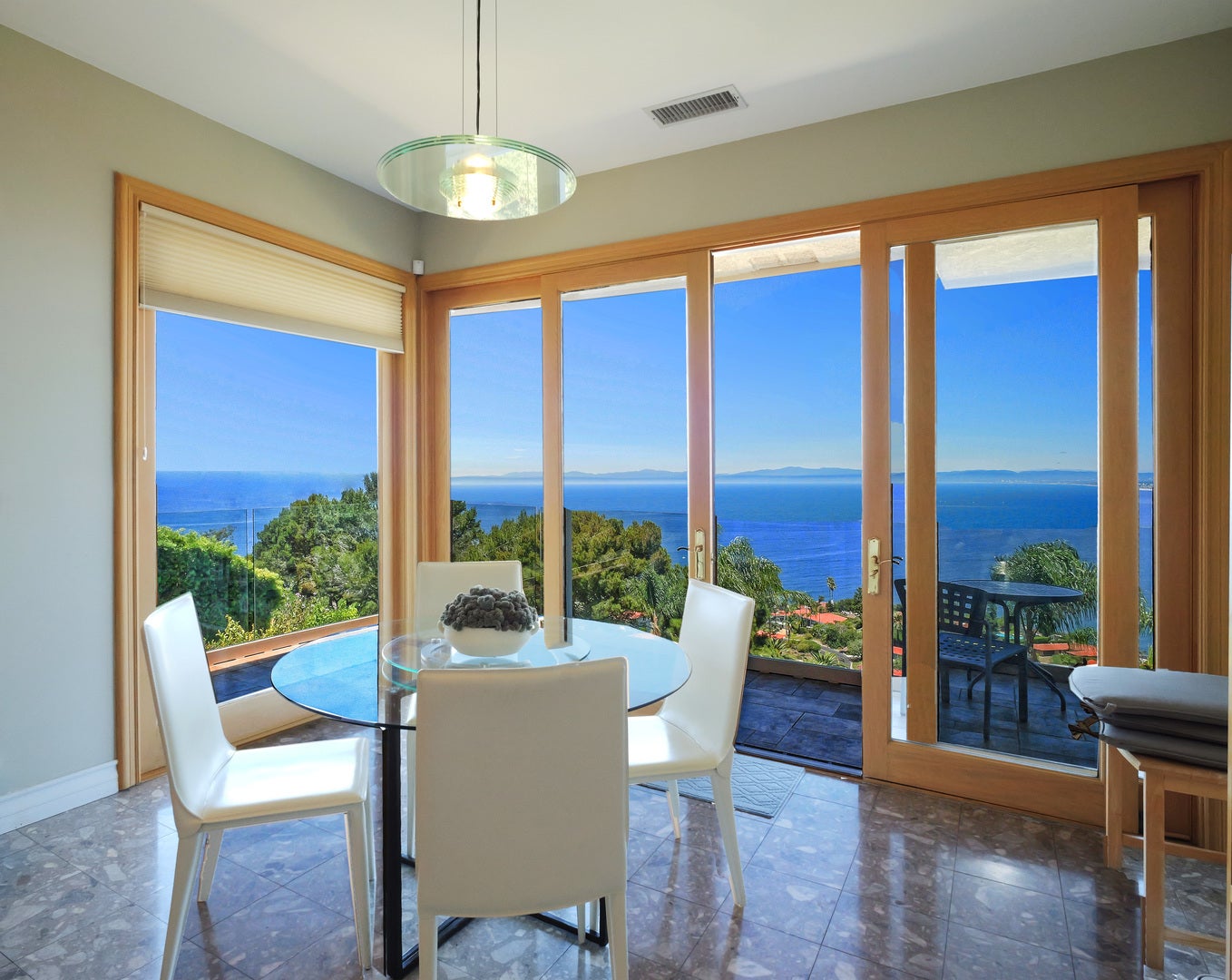 1905 Paseo Del Sol, Palos Verdes Estates, CA 90274 1905 Paseo Del Sol, Palos Verdes Estates, CA 90274