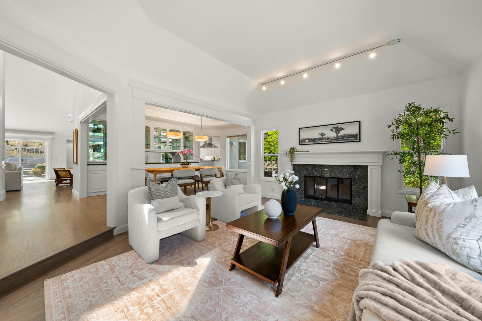 190 Silver Pine Lane, Danville, CA 94506 190 Silver Pine Lane, Danville, CA 94506