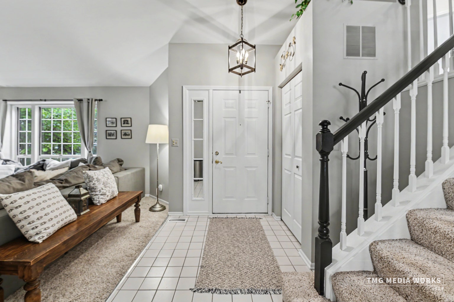 195 Meadow Lakes Boulevard, Aurora, IL 60504 195 Meadow Lakes Boulevard, Aurora, IL 60504