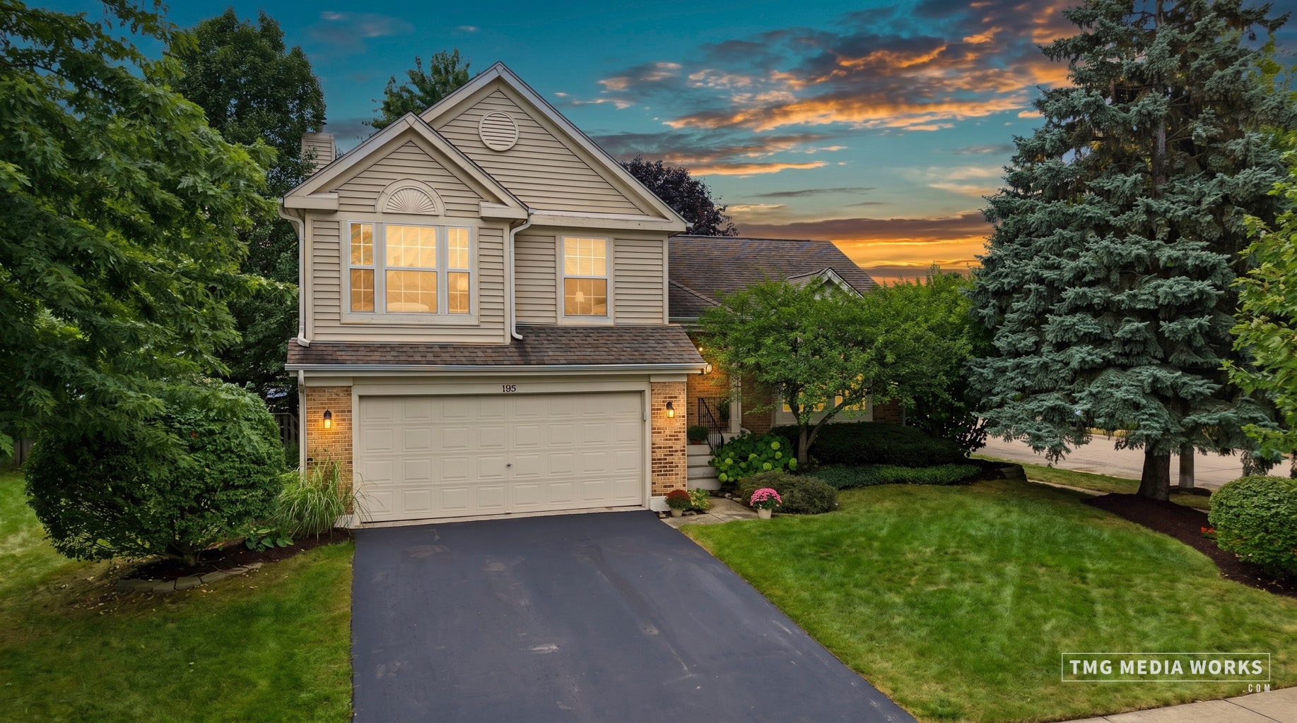195 Meadow Lakes Boulevard, Aurora, IL 60504 195 Meadow Lakes Boulevard, Aurora, IL 60504