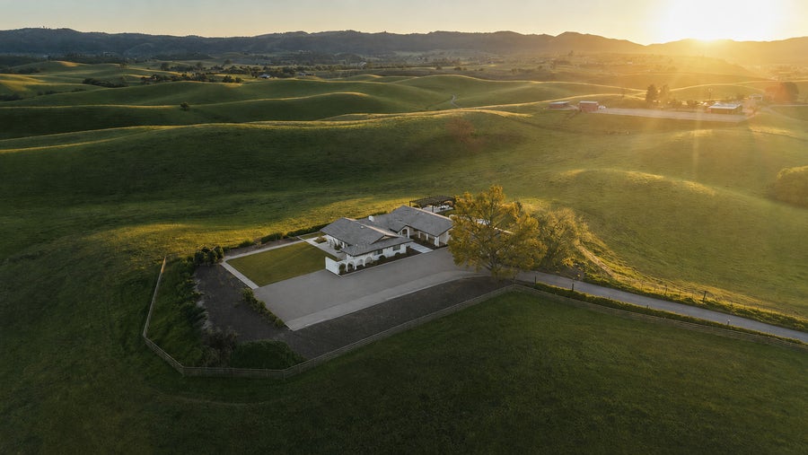 Property photo for 35 Wellsona Road, Paso Robles, CA