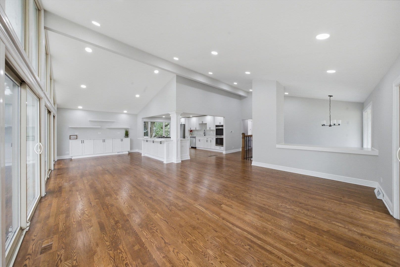1117 Barberry Court, Downers Grove, IL 60515 1117 Barberry Court, Downers Grove, IL 60515