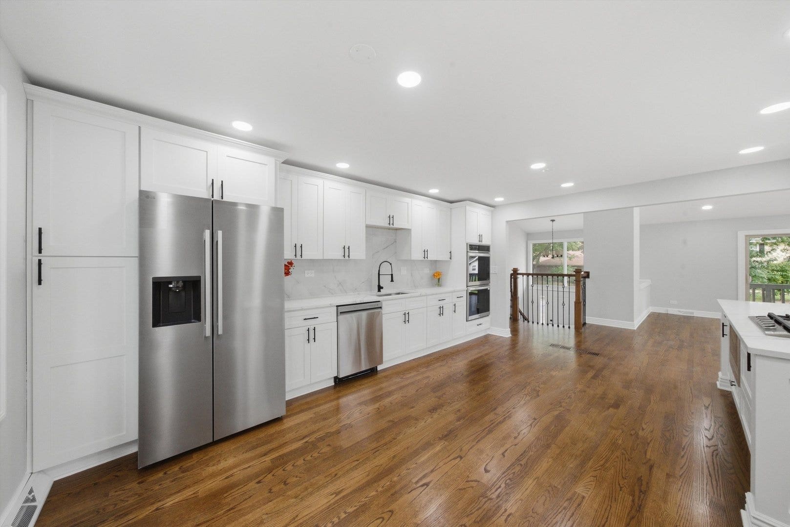 1117 Barberry Court, Downers Grove, IL 60515 1117 Barberry Court, Downers Grove, IL 60515