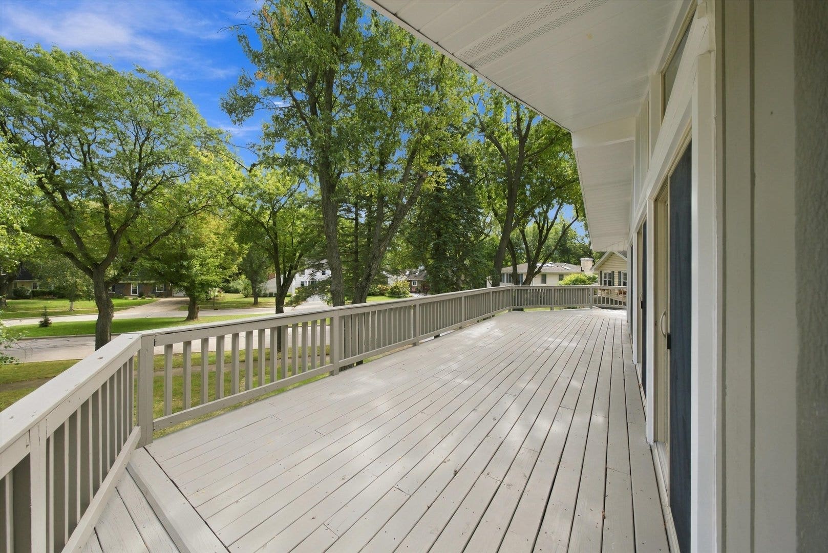 1117 Barberry Court, Downers Grove, IL 60515 1117 Barberry Court, Downers Grove, IL 60515