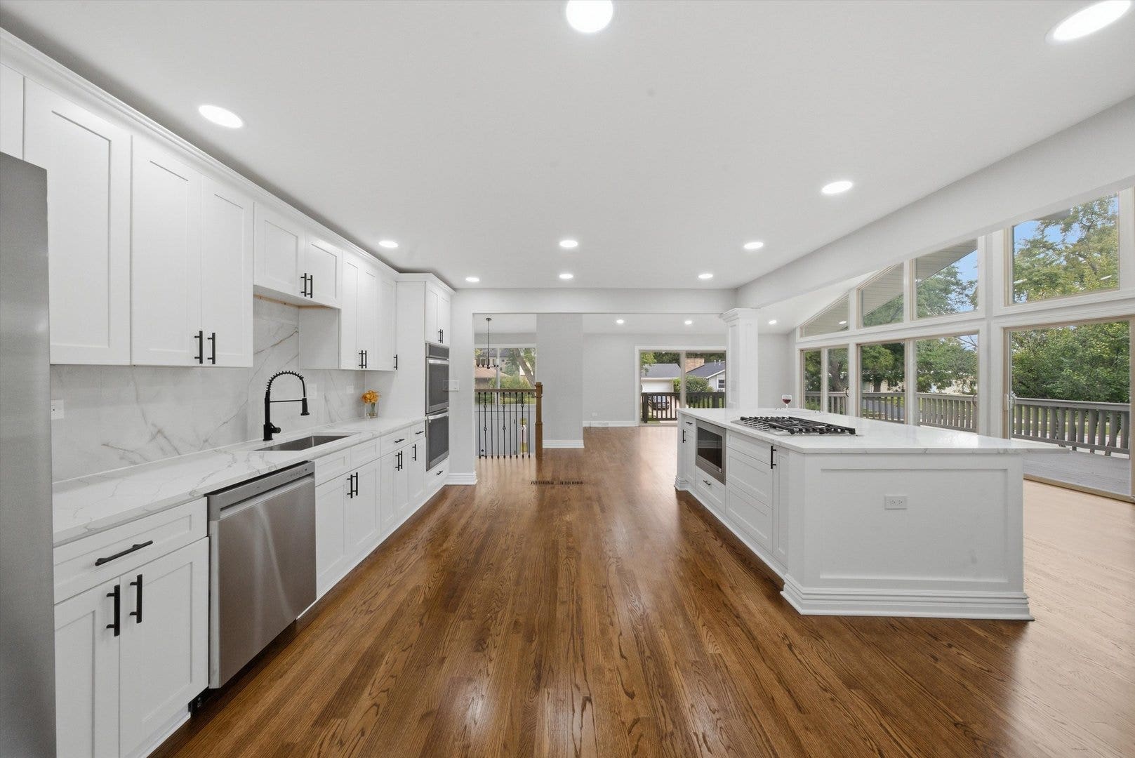 1117 Barberry Court, Downers Grove, IL 60515 1117 Barberry Court, Downers Grove, IL 60515