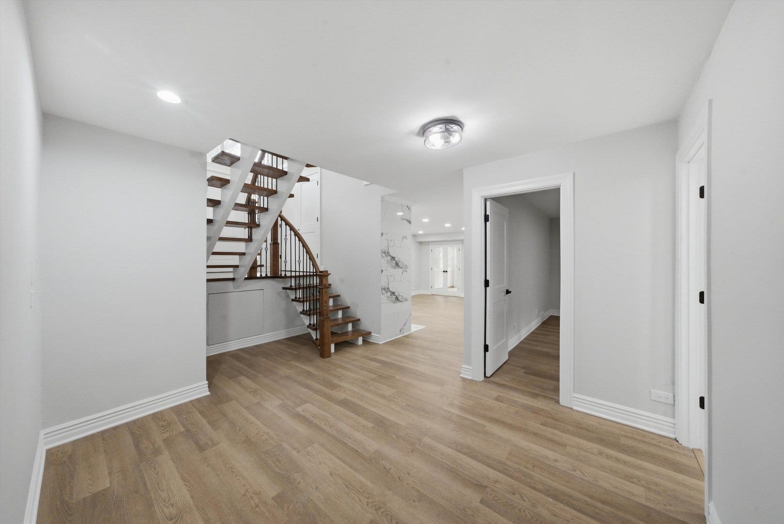 1117 Barberry Court, Downers Grove, IL 60515 1117 Barberry Court, Downers Grove, IL 60515
