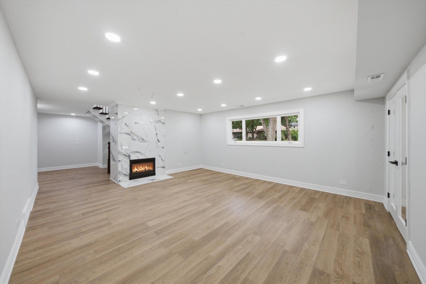 1117 Barberry Court, Downers Grove, IL 60515 1117 Barberry Court, Downers Grove, IL 60515