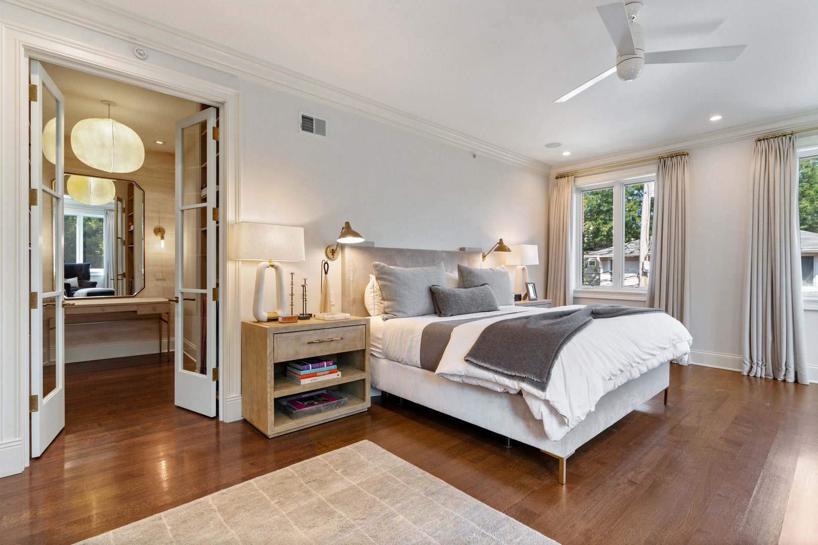 1801 N Hermitage Avenue, Chicago, IL 60622 1801 N Hermitage Avenue, Chicago, IL 60622