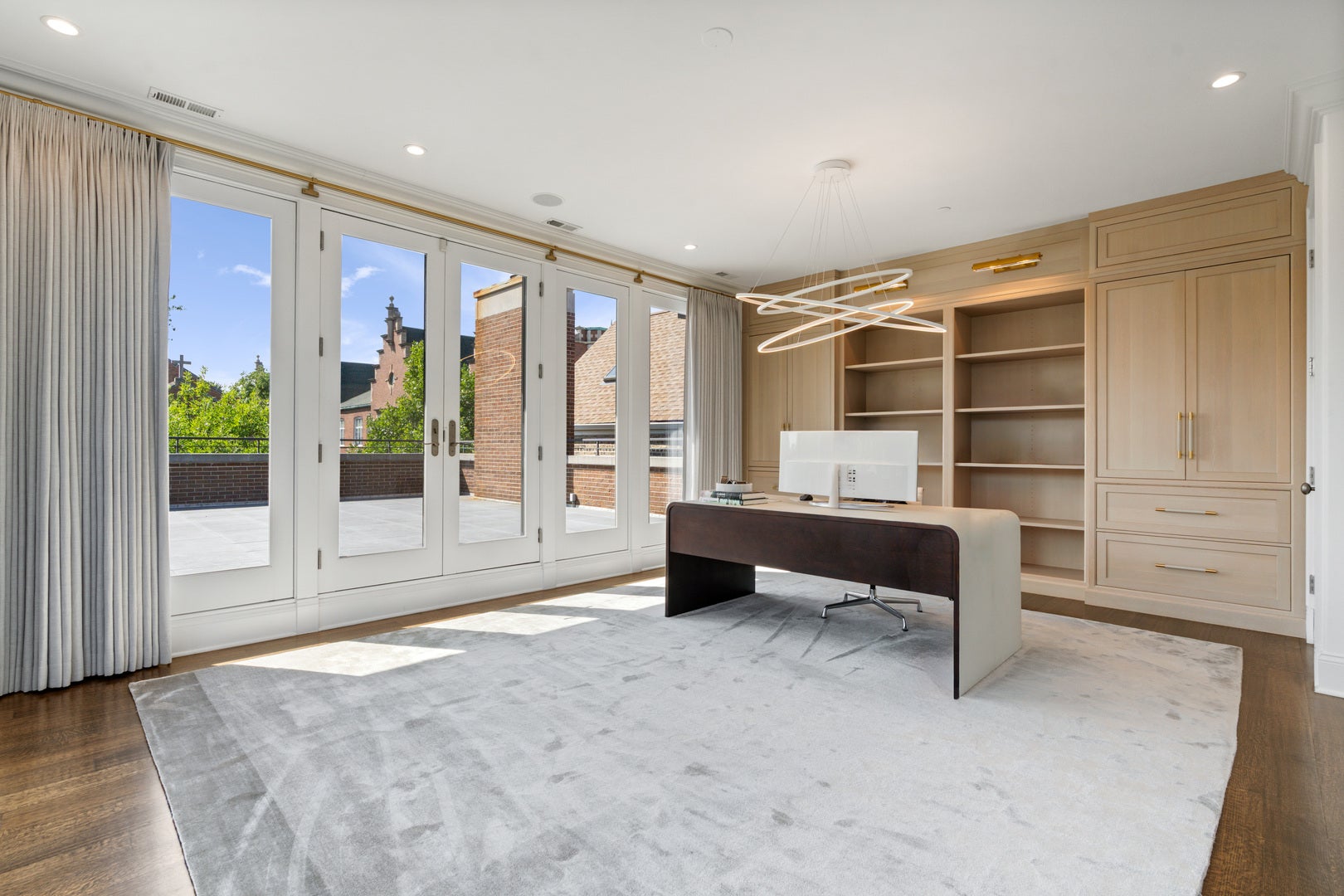 1801 N Hermitage Avenue, Chicago, IL 60622 1801 N Hermitage Avenue, Chicago, IL 60622