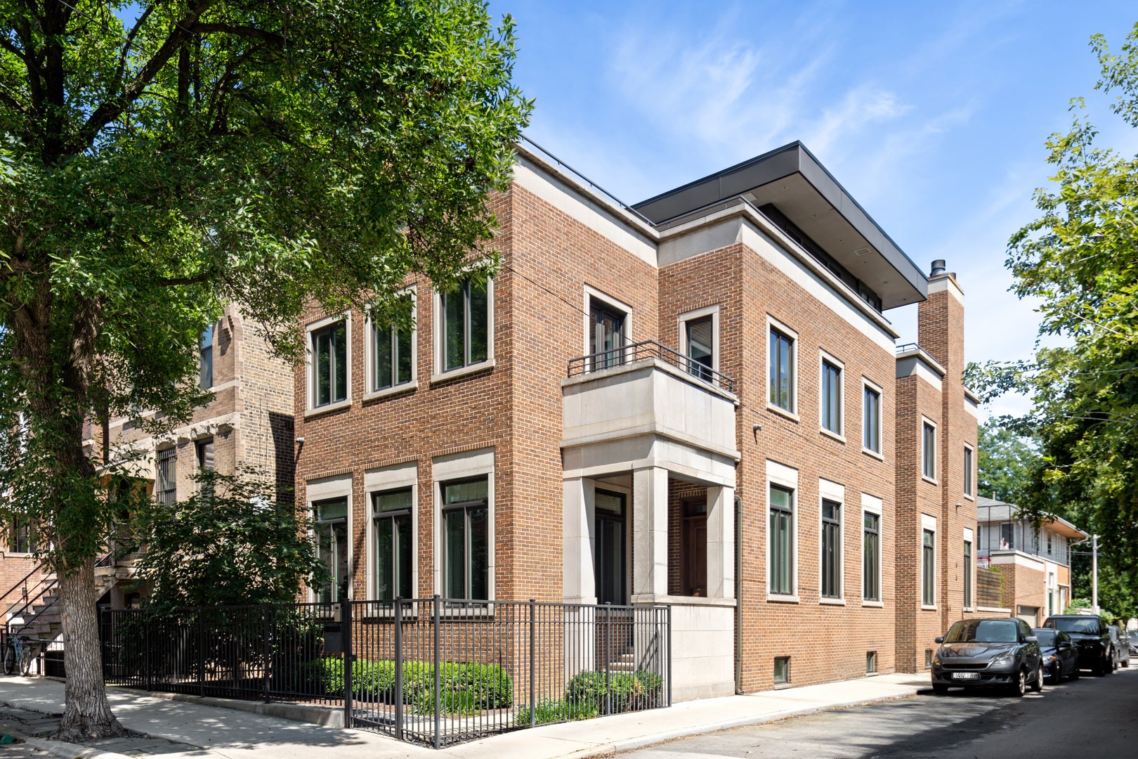 1801 N Hermitage Avenue, Chicago, IL 60622 1801 N Hermitage Avenue, Chicago, IL 60622