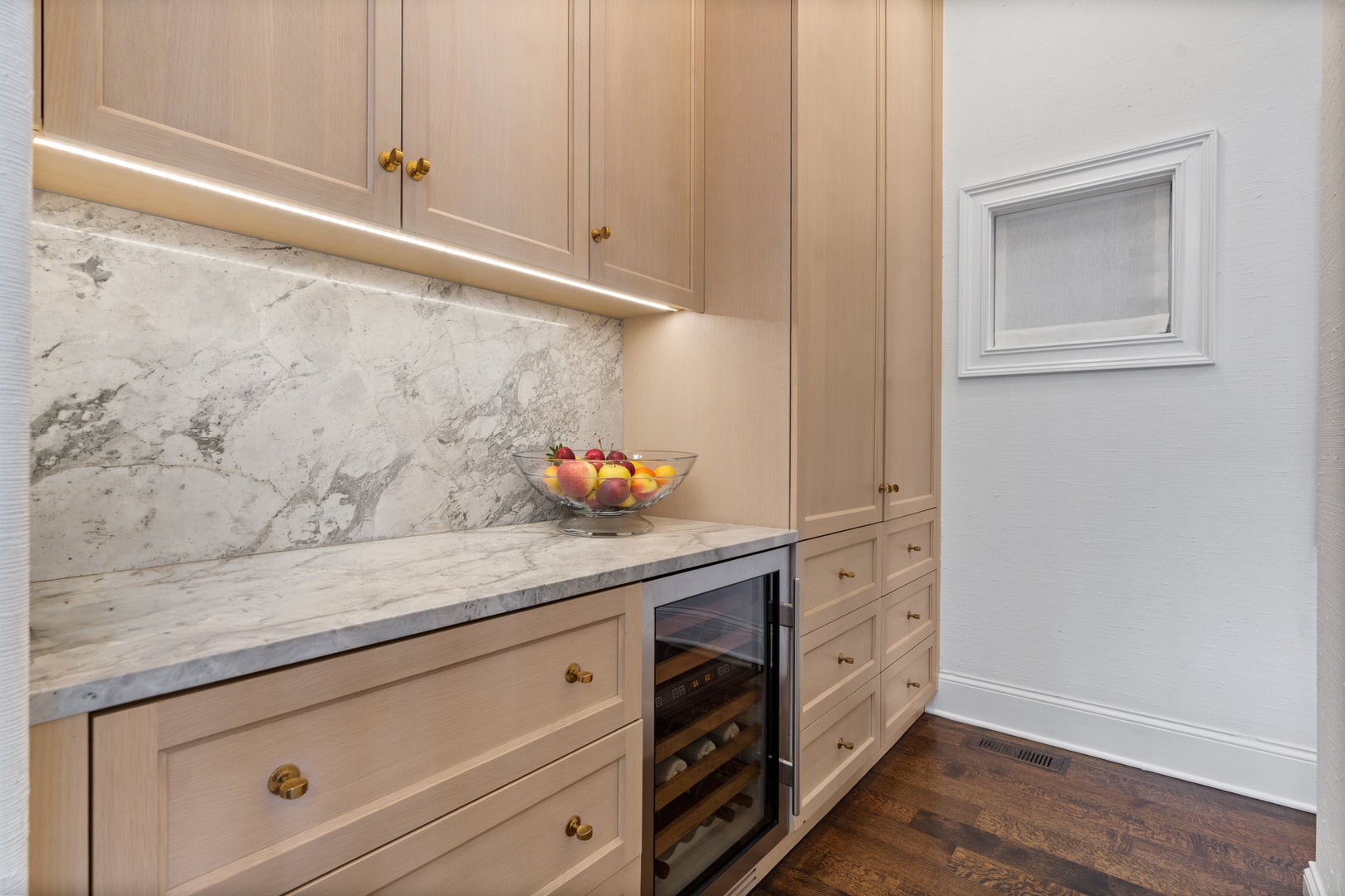 1801 N Hermitage Avenue, Chicago, IL 60622 1801 N Hermitage Avenue, Chicago, IL 60622