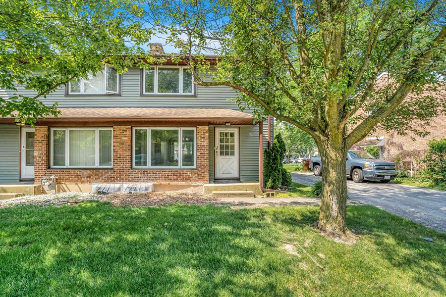 Property photo for 17 Michael Road, Park Forest, IL