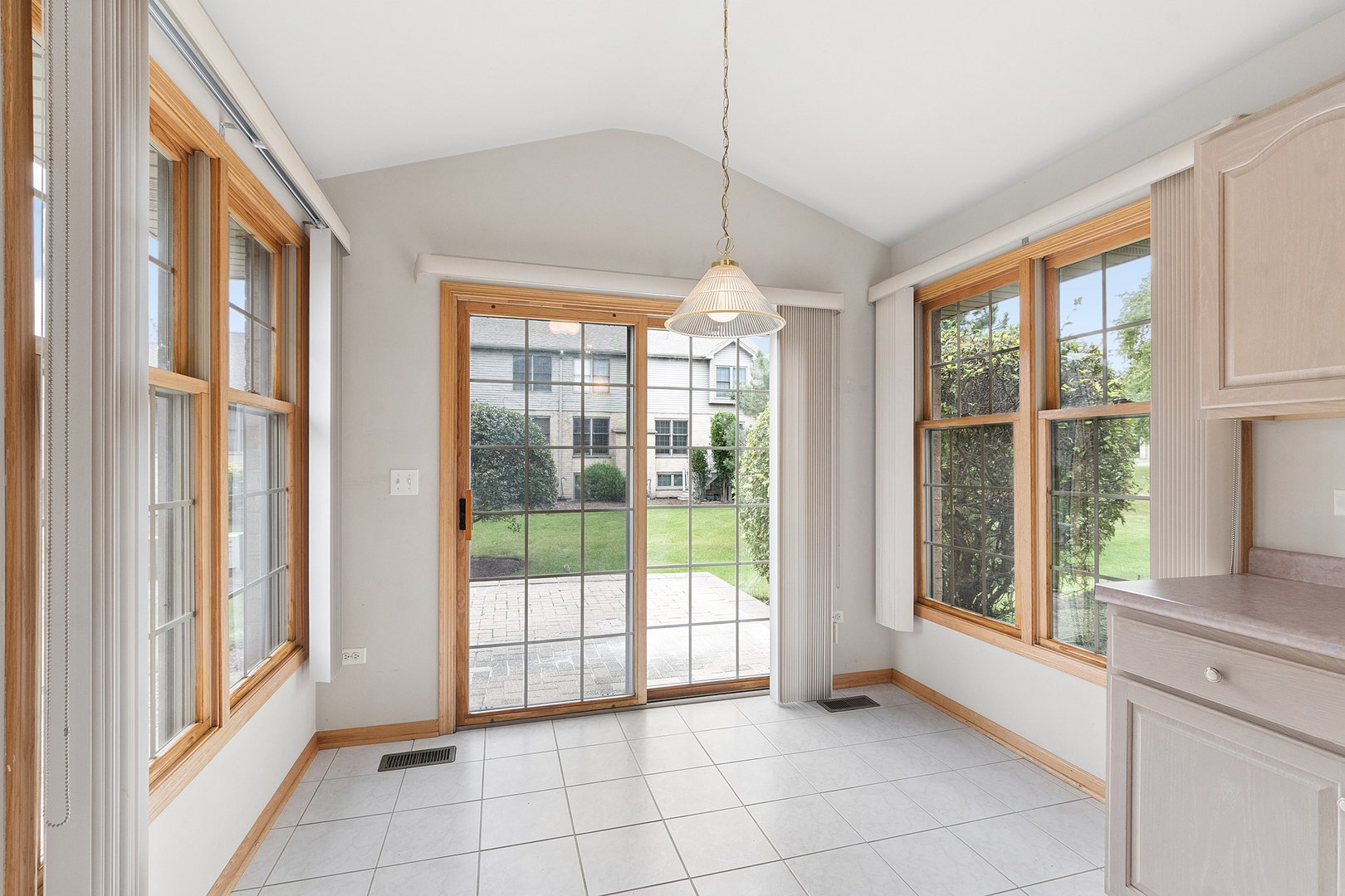 9131 Newcastle Court, Tinley Park, IL 60487