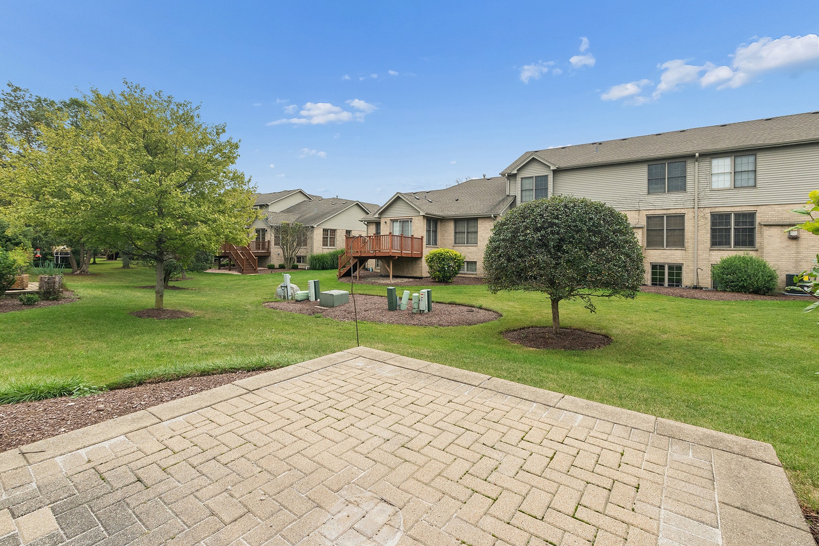 9131 Newcastle Court, Tinley Park, IL 60487