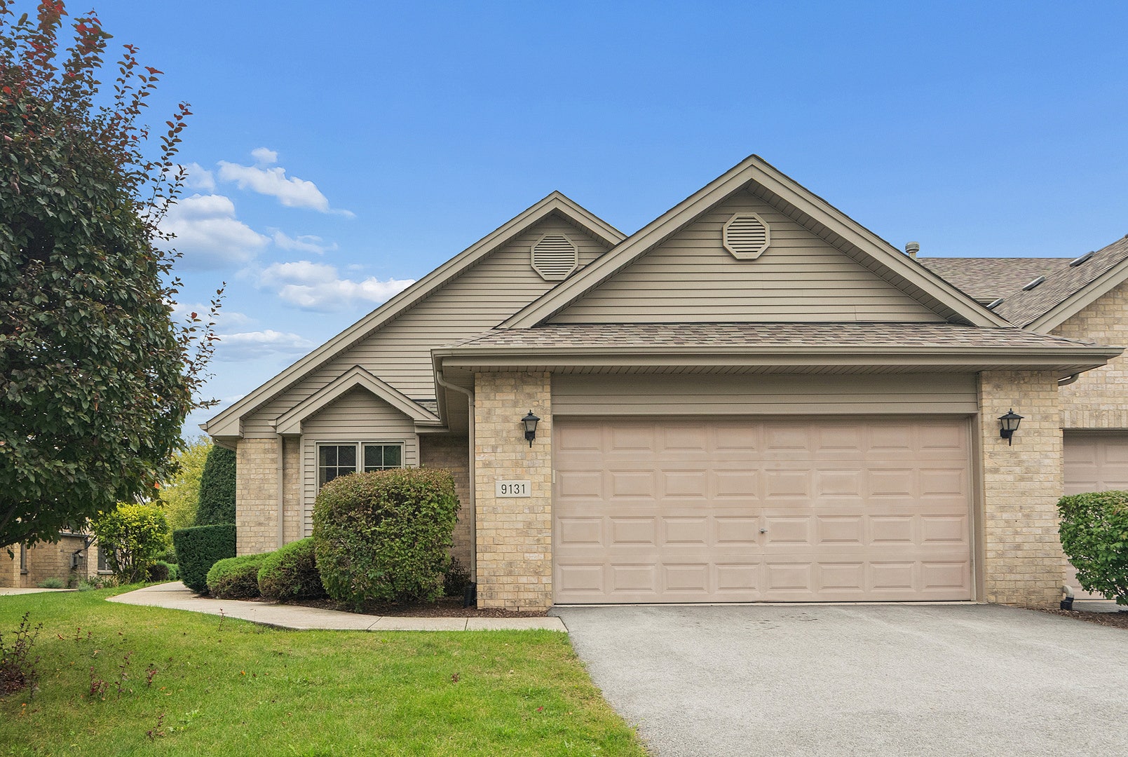 9131 Newcastle Court, Tinley Park, IL 60487