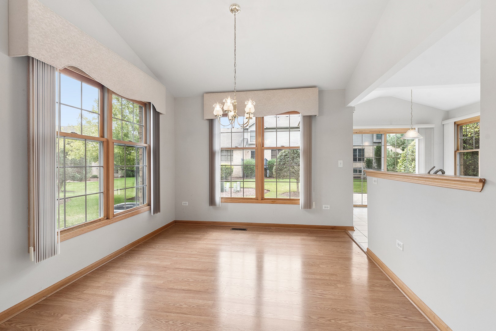 9131 Newcastle Court, Tinley Park, IL 60487