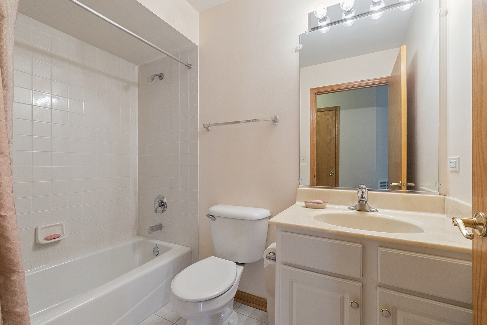 9131 Newcastle Court, Tinley Park, IL 60487