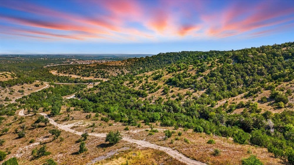 20632 Moreh Peak Pass, Austin, TX 78738 20632 Moreh Peak Pass, Austin, TX 78738