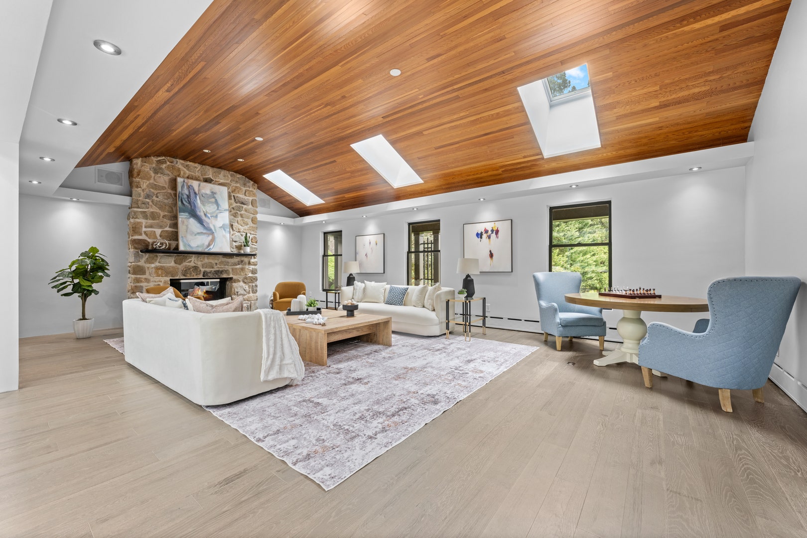 850 Lesly Road, Villanova, PA 19085 850 Lesly Road, Villanova, PA 19085