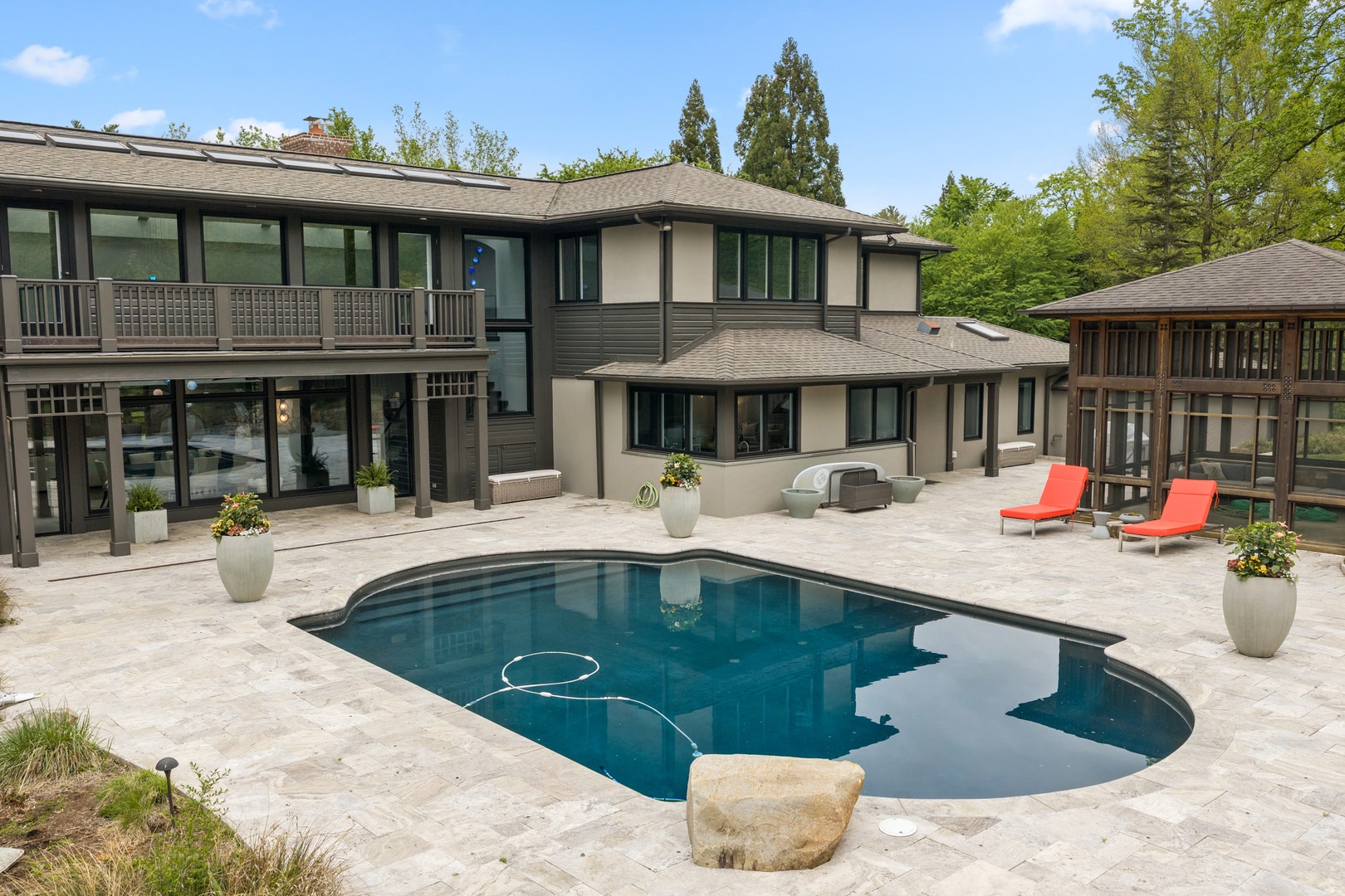 850 Lesly Road, Villanova, PA 19085 850 Lesly Road, Villanova, PA 19085