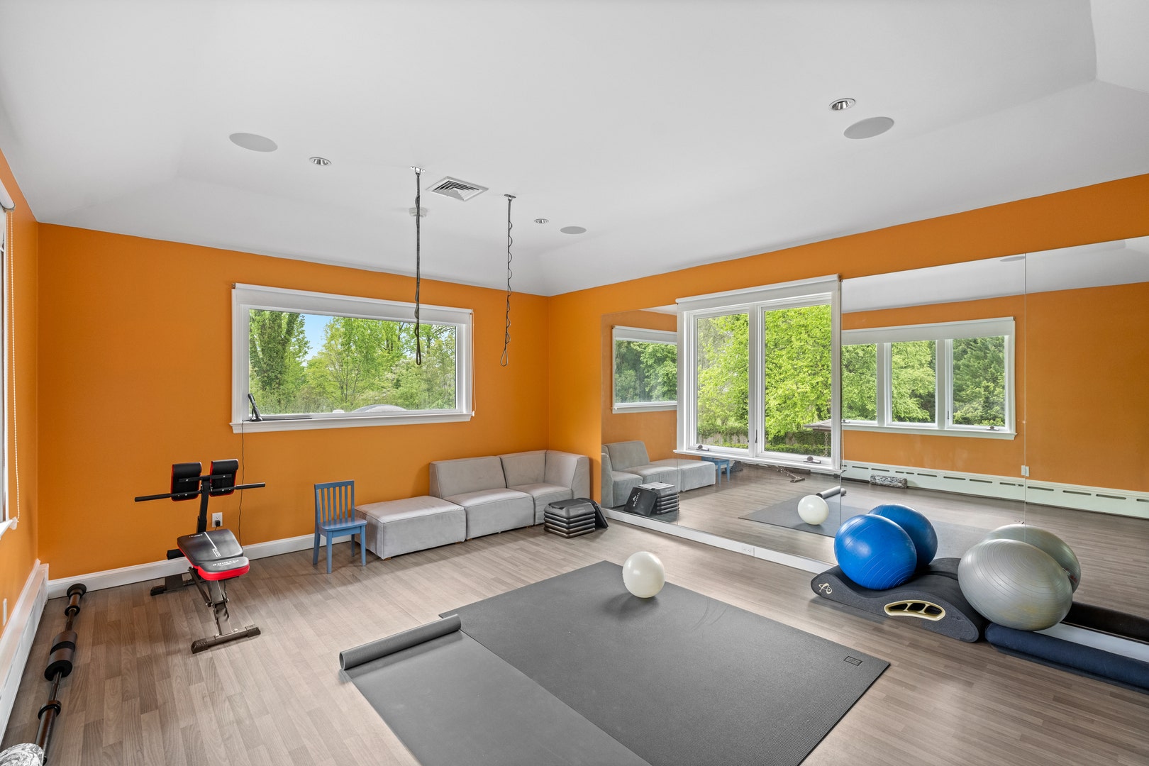 850 Lesly Road, Villanova, PA 19085 850 Lesly Road, Villanova, PA 19085