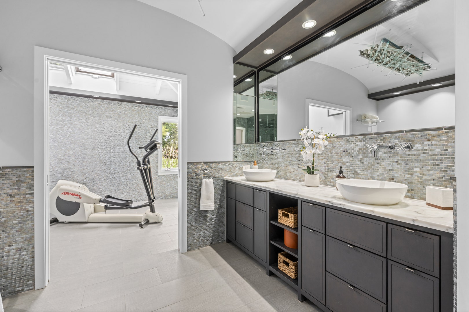 850 Lesly Road, Villanova, PA 19085 850 Lesly Road, Villanova, PA 19085