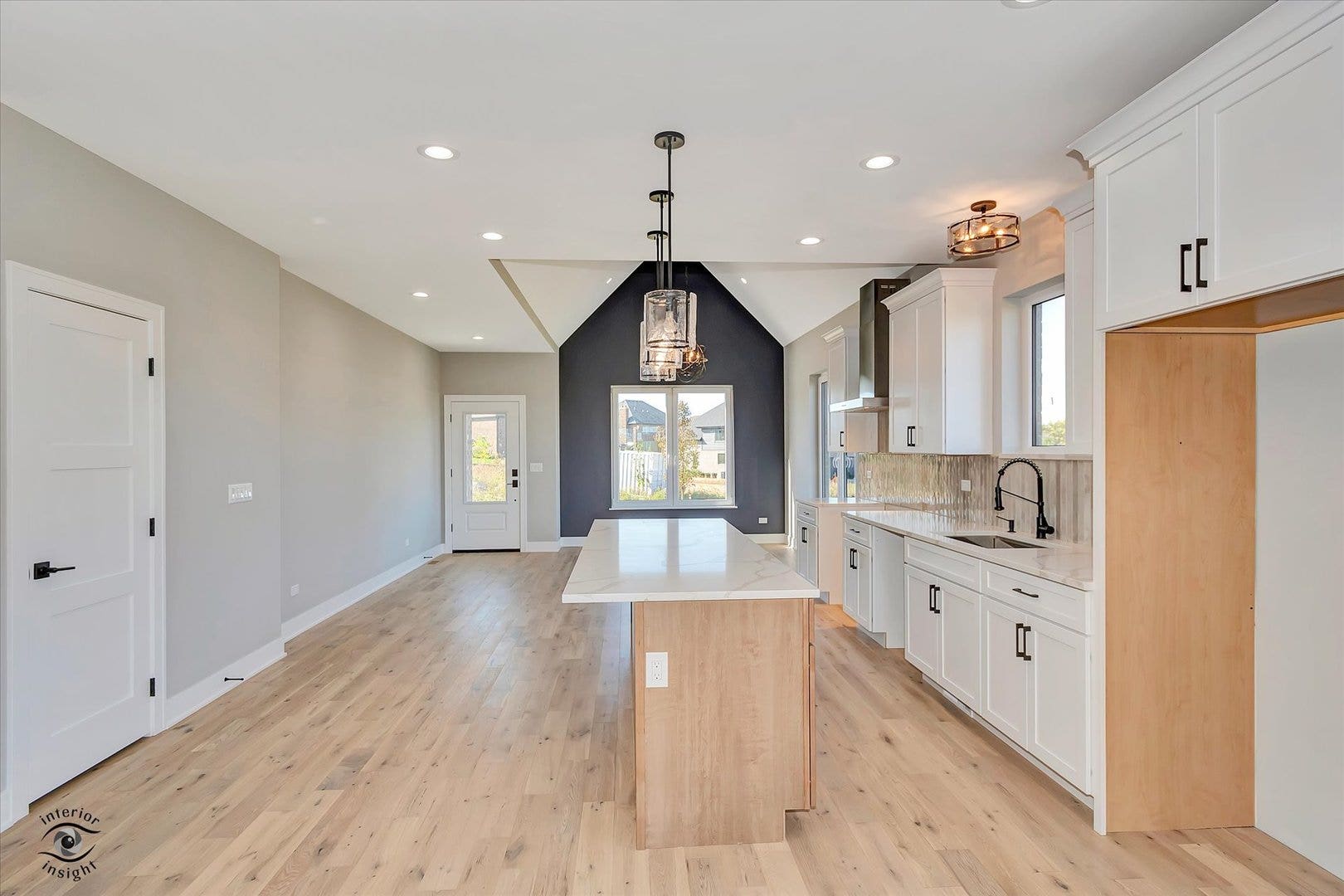 16441 Kayla Drive, Lemont, IL 60439 16441 Kayla Drive, Lemont, IL 60439