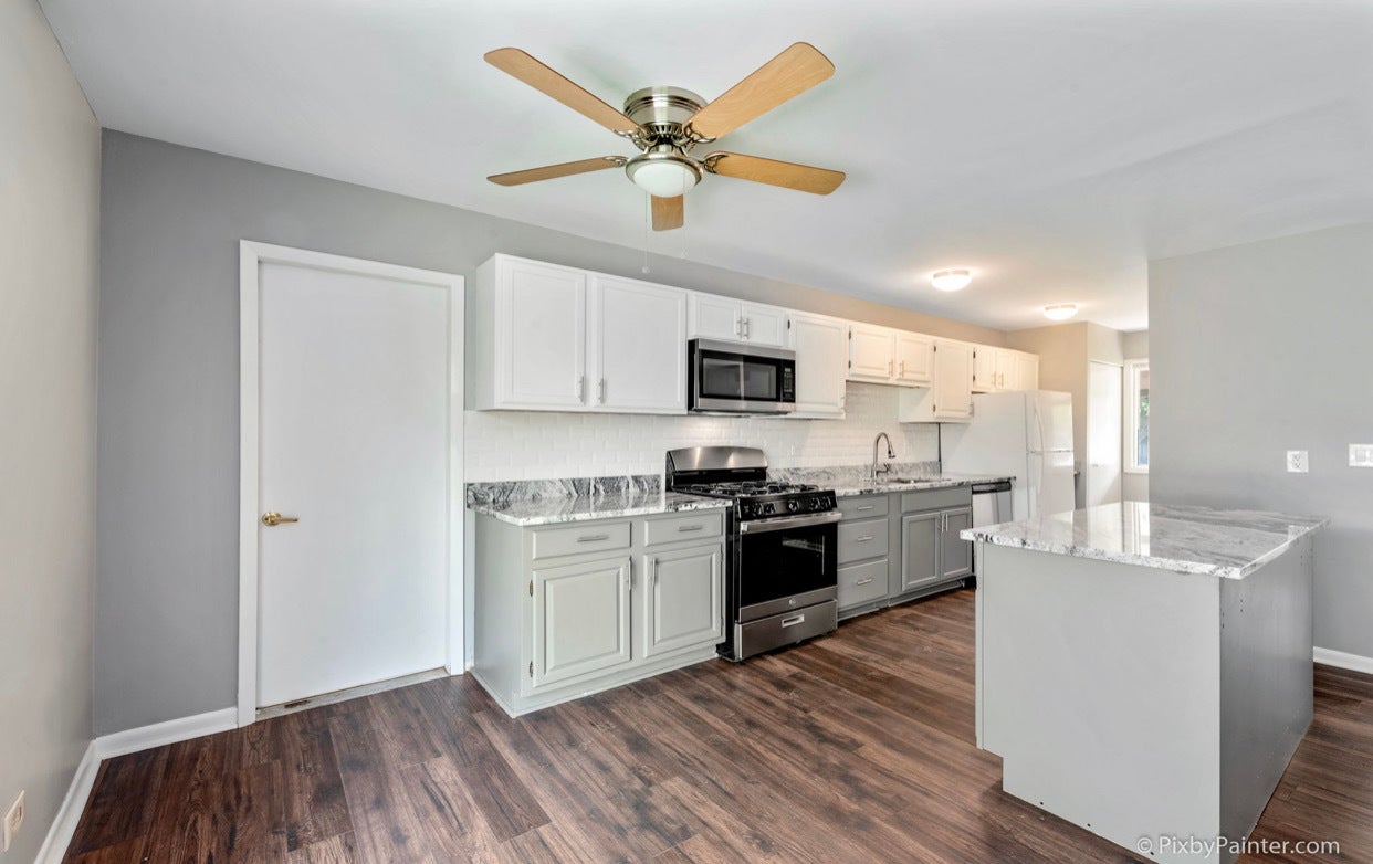 240 Bristol Way, Bolingbrook, IL 60440 240 Bristol Way, Bolingbrook, IL 60440