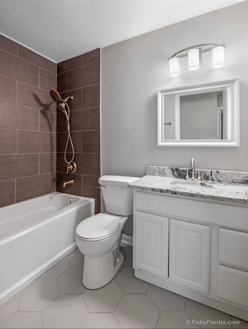 240 Bristol Way, Bolingbrook, IL 60440 240 Bristol Way, Bolingbrook, IL 60440