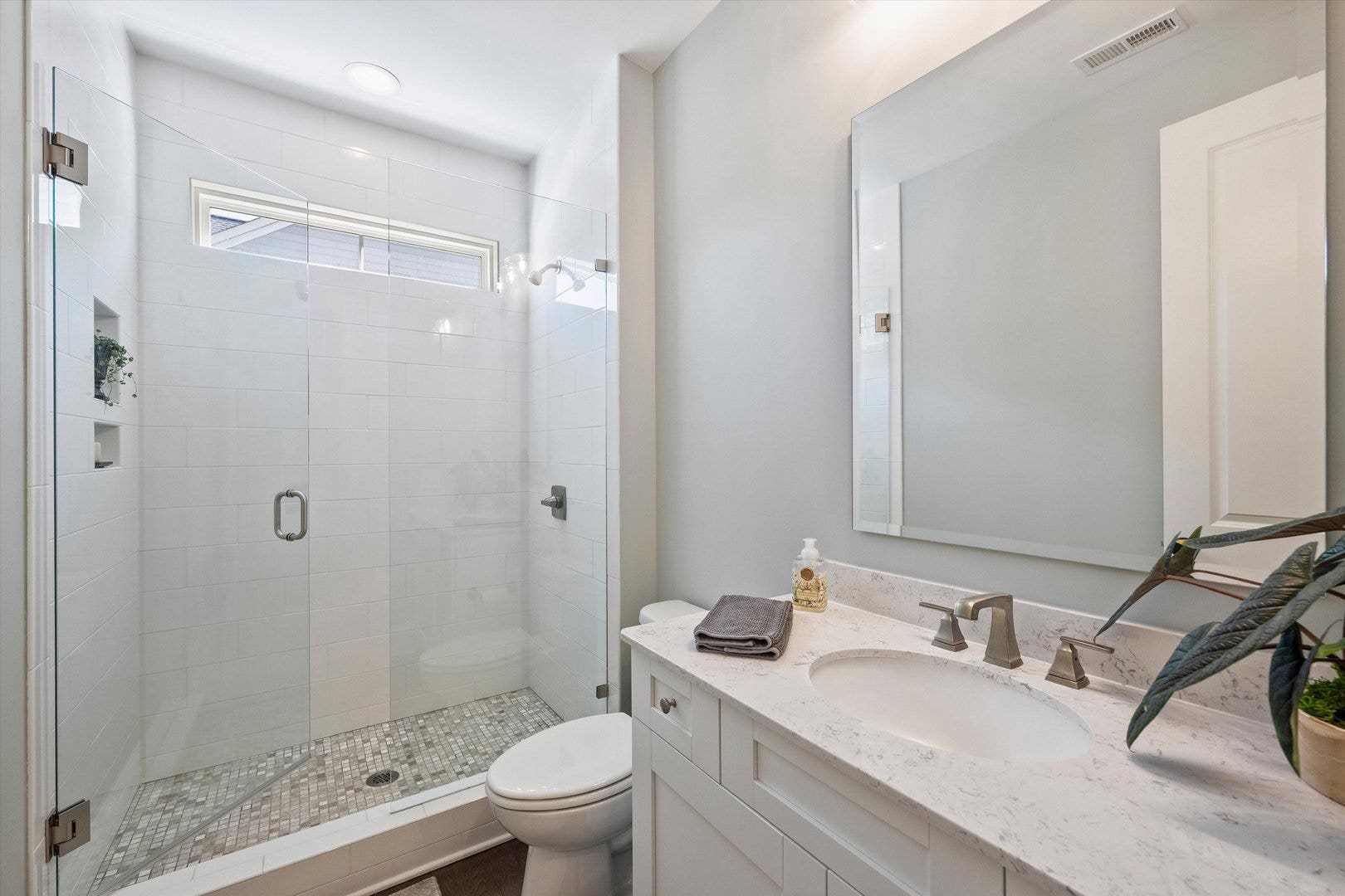 8440 Bassinger Drive, Huntersville, NC 28078 8440 Bassinger Drive, Huntersville, NC 28078