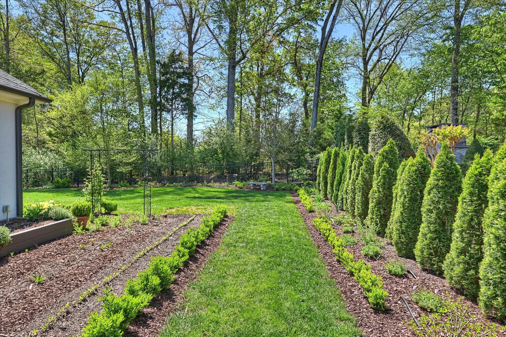 8440 Bassinger Drive, Huntersville, NC 28078 8440 Bassinger Drive, Huntersville, NC 28078