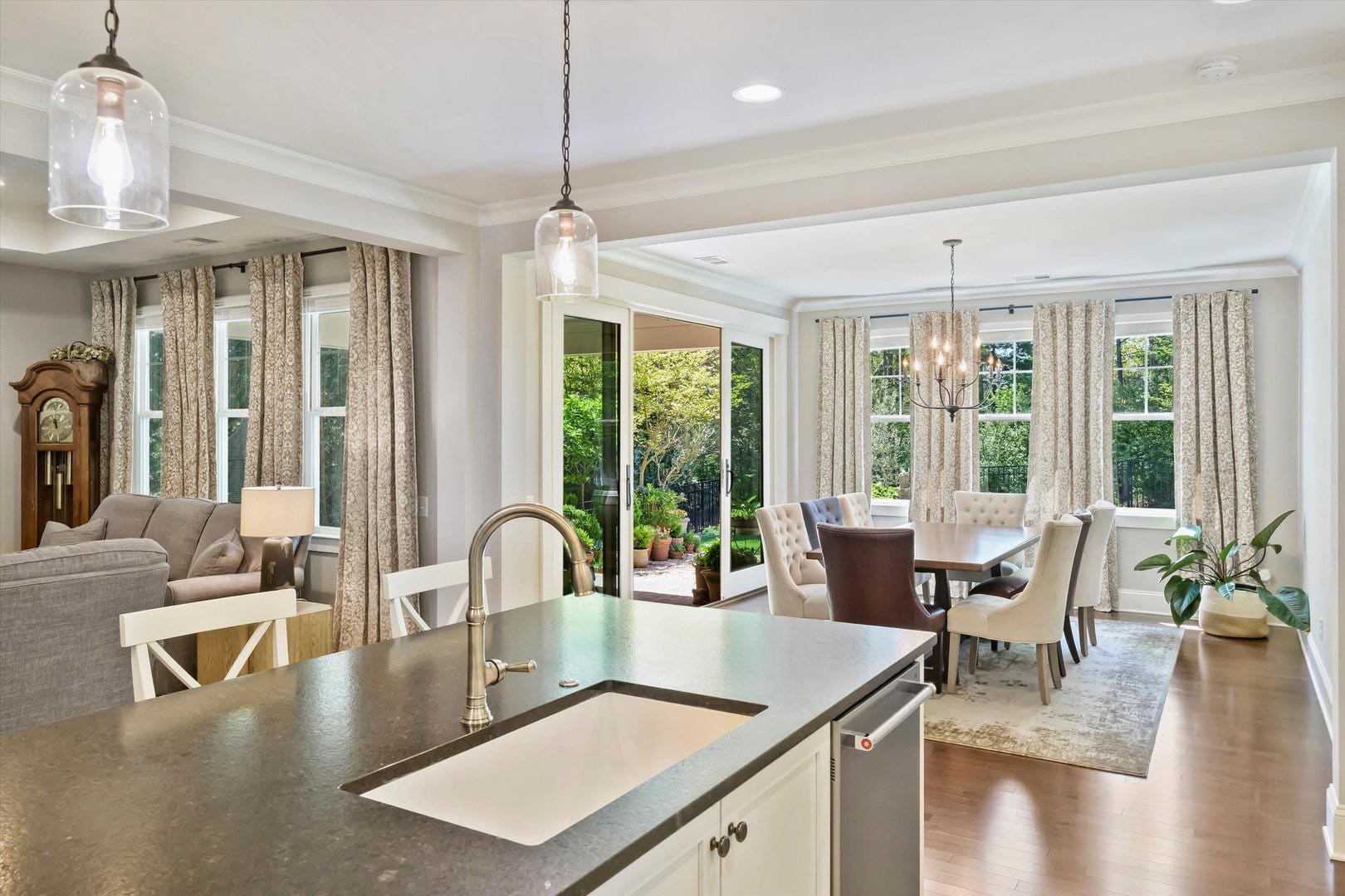 8440 Bassinger Drive, Huntersville, NC 28078 8440 Bassinger Drive, Huntersville, NC 28078