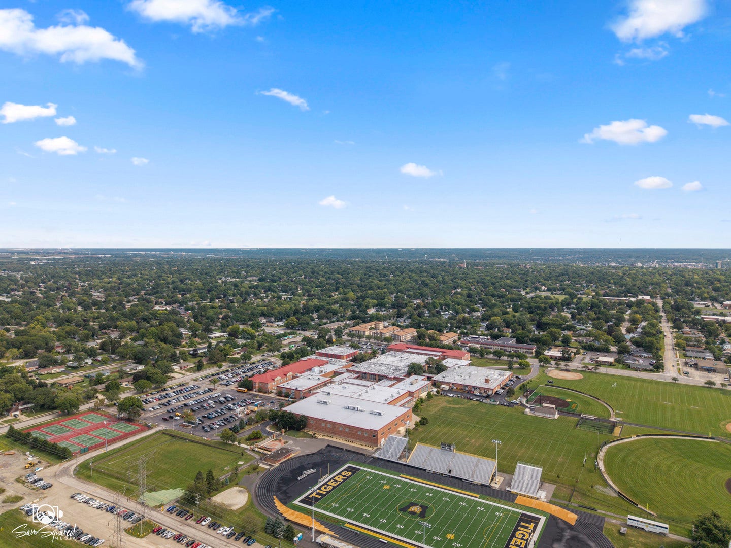 1295 Taylor Street, Joliet, IL 60435