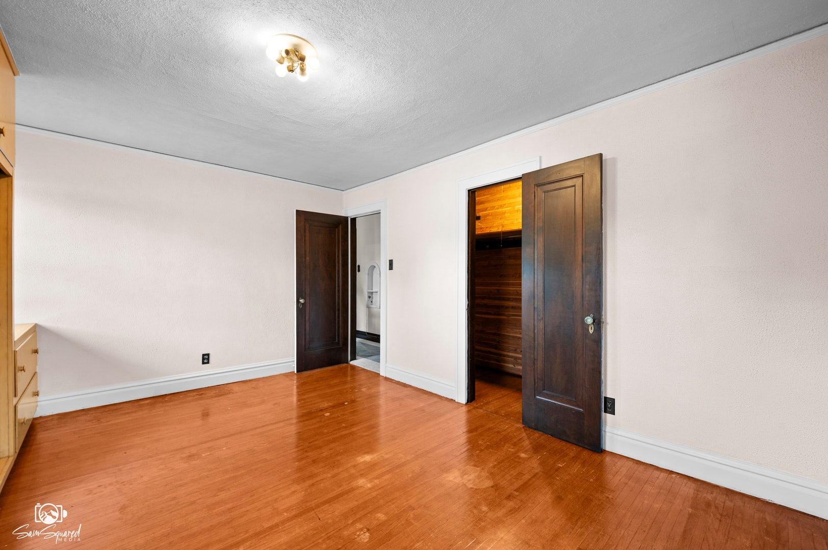 1295 Taylor Street, Joliet, IL 60435