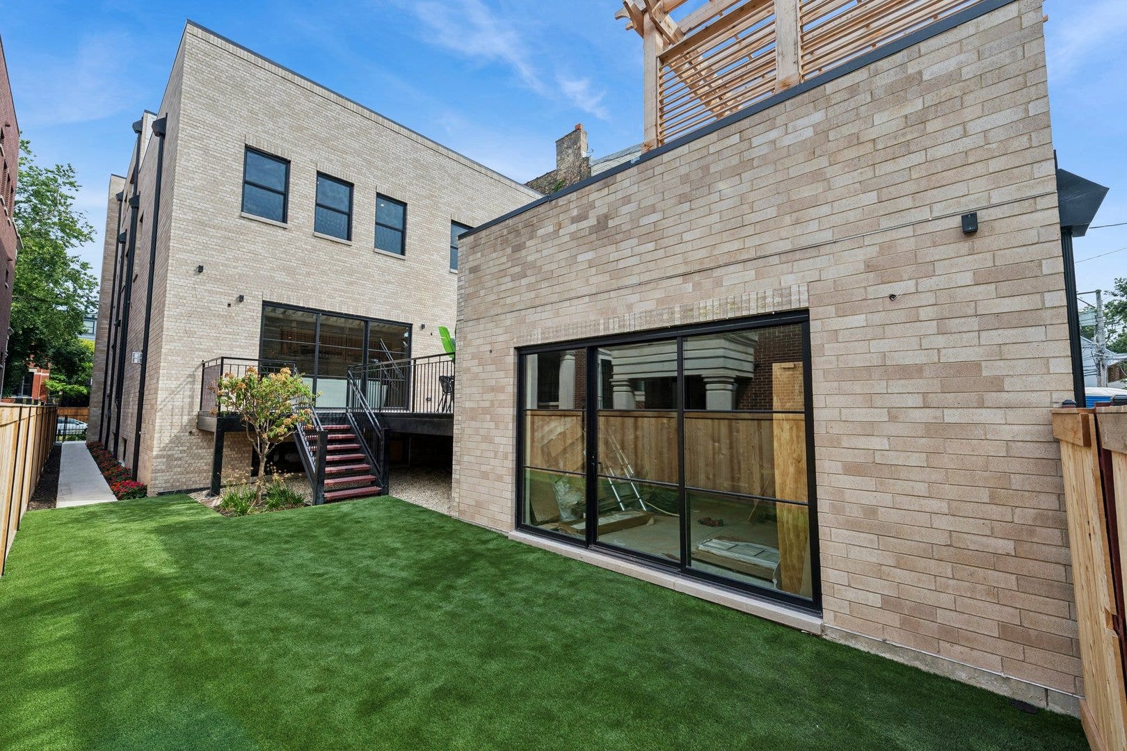 3630 N Janssen Street, Chicago, IL 60613 3630 N Janssen Street, Chicago, IL 60613
