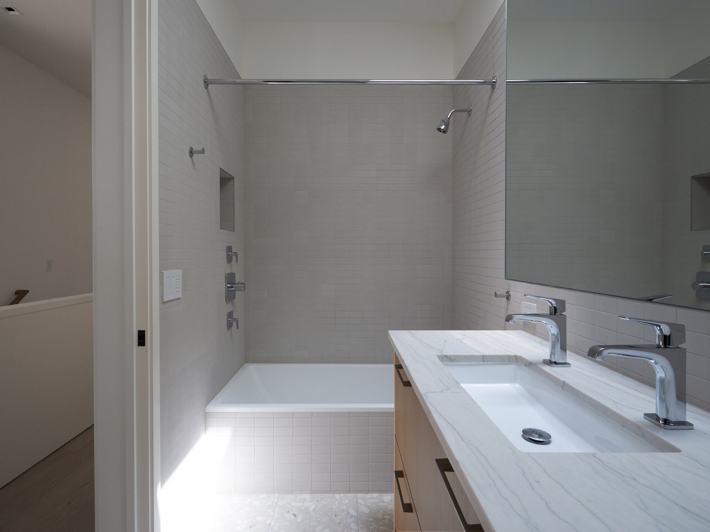 2039 N Humboldt Boulevard, Chicago, IL 60647